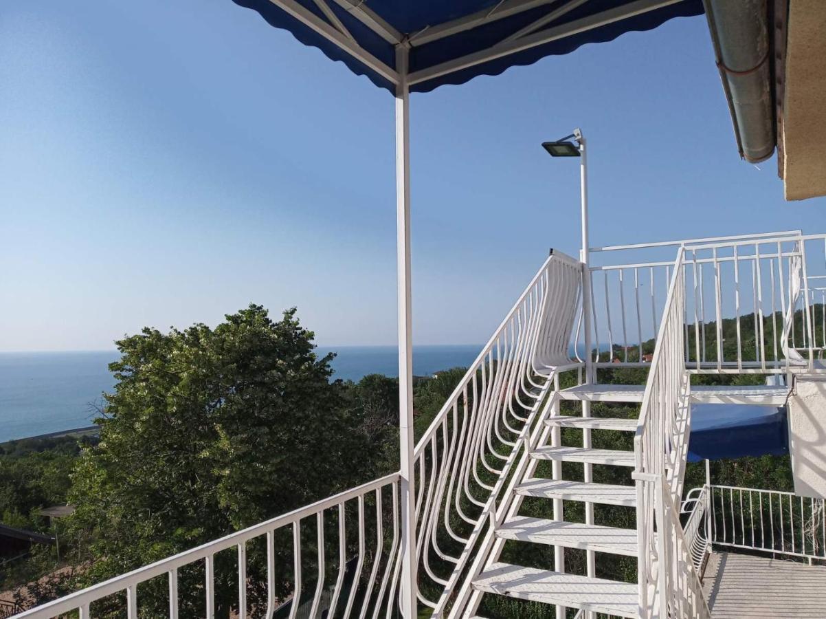 Simada Blue Guesthouse غولدن ساندز المظهر الخارجي الصورة