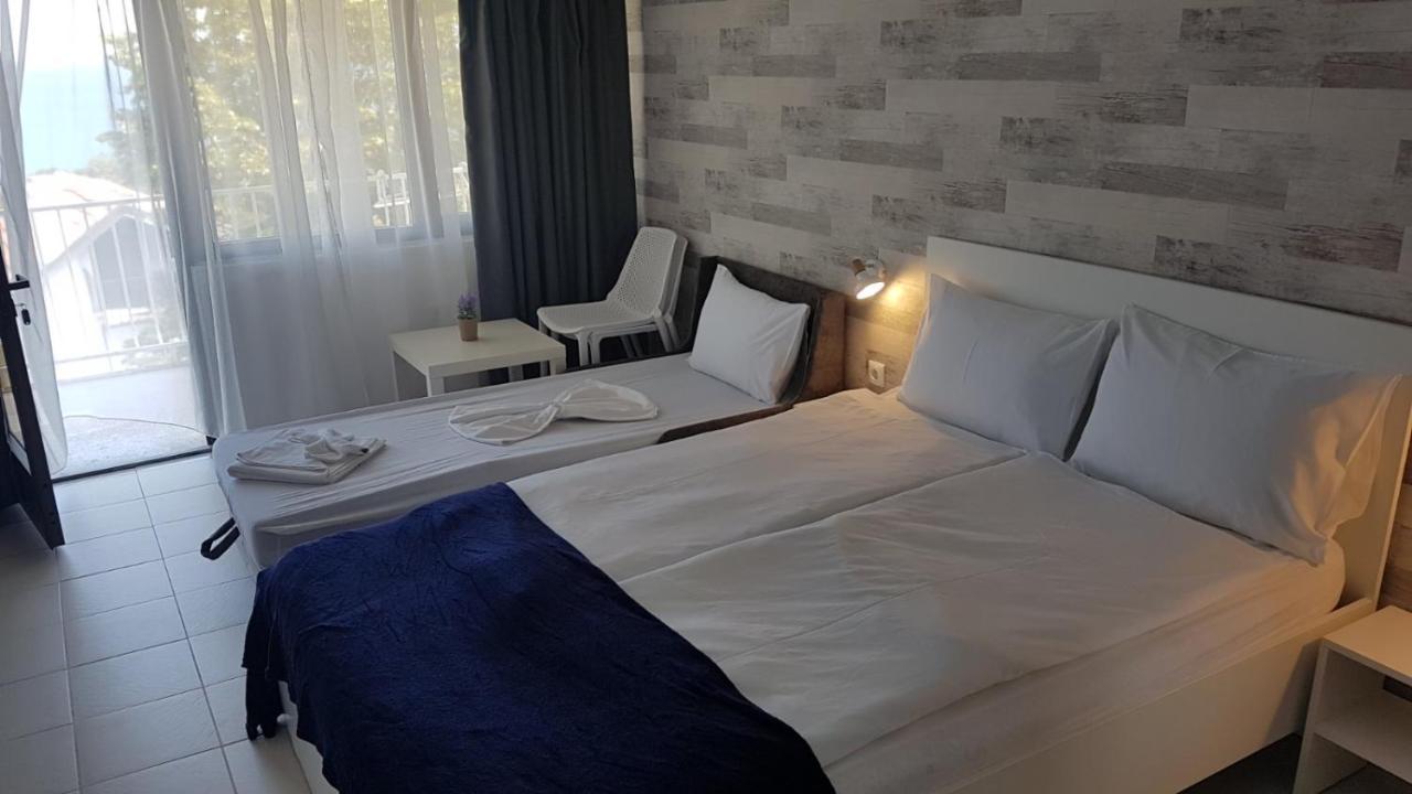 Simada Blue Guesthouse غولدن ساندز المظهر الخارجي الصورة