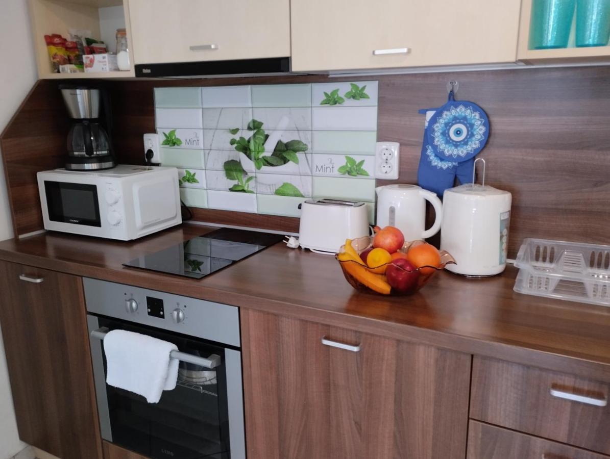 Simada Blue Guesthouse غولدن ساندز المظهر الخارجي الصورة