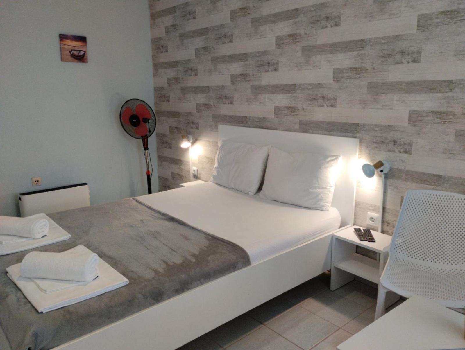 Simada Blue Guesthouse غولدن ساندز المظهر الخارجي الصورة