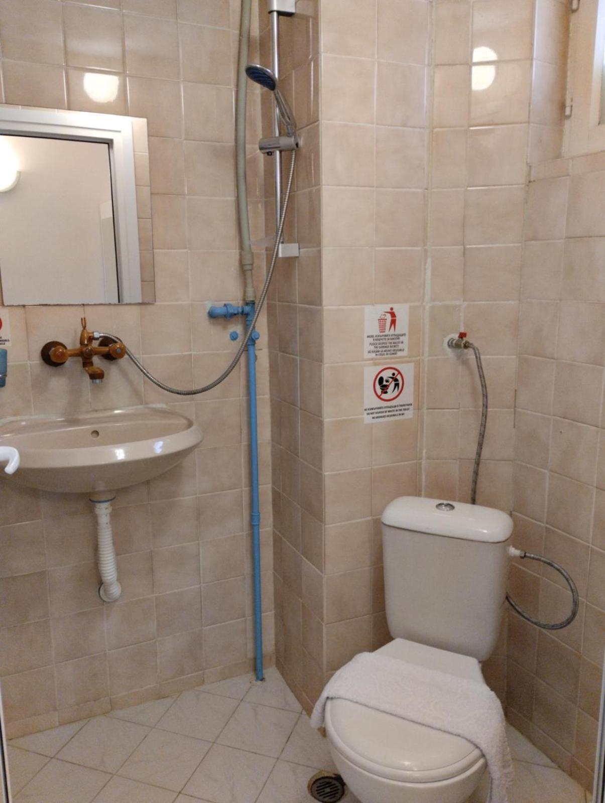 Simada Blue Guesthouse غولدن ساندز المظهر الخارجي الصورة