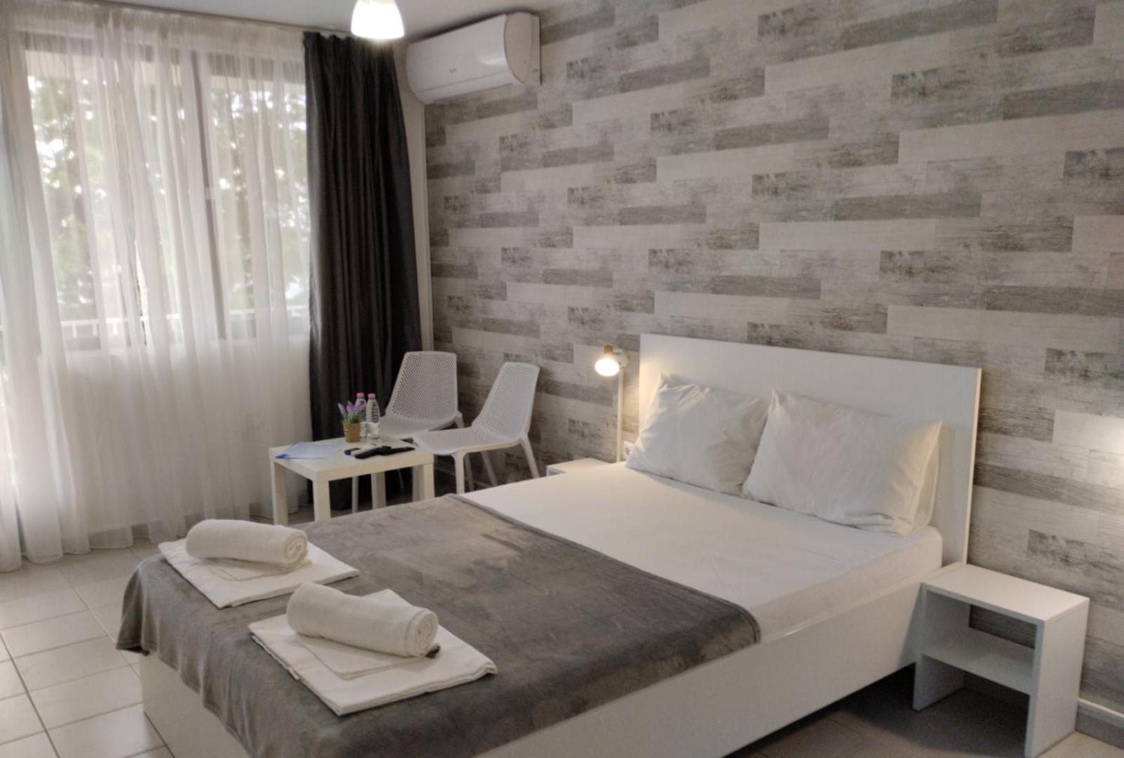 Simada Blue Guesthouse غولدن ساندز المظهر الخارجي الصورة