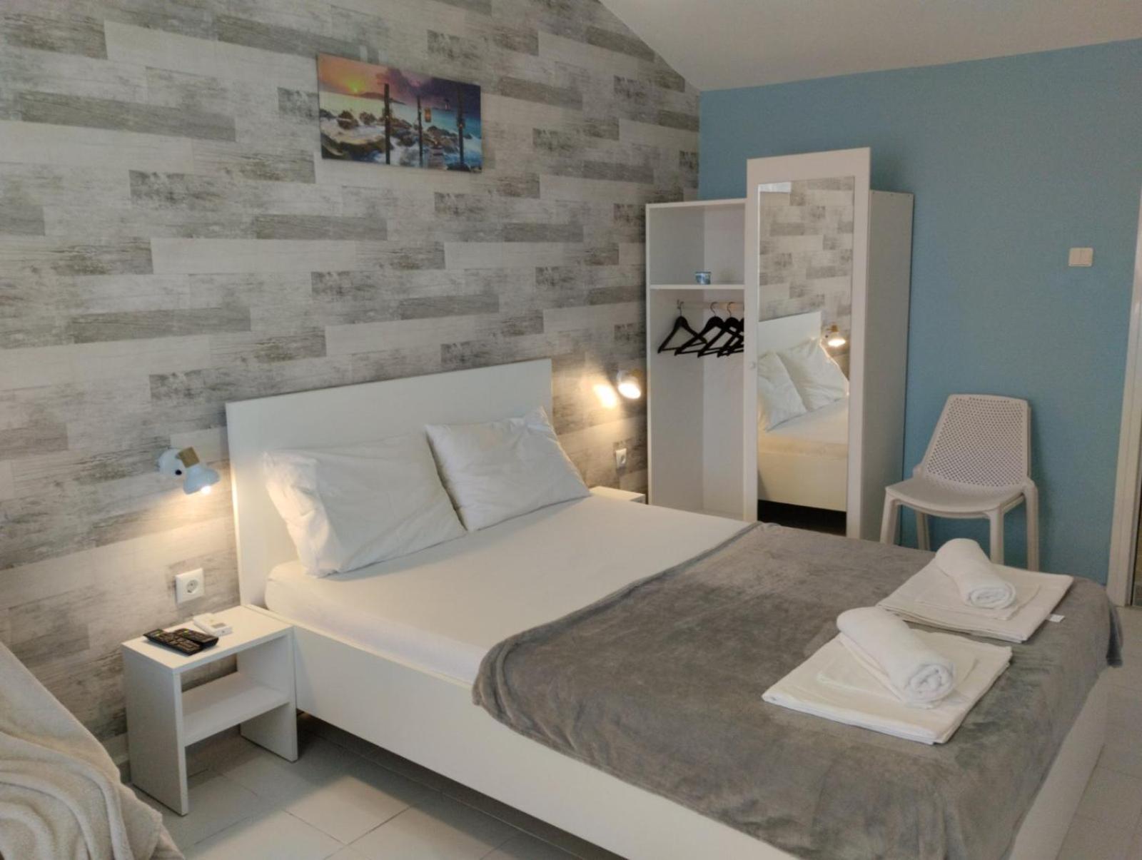 Simada Blue Guesthouse غولدن ساندز المظهر الخارجي الصورة