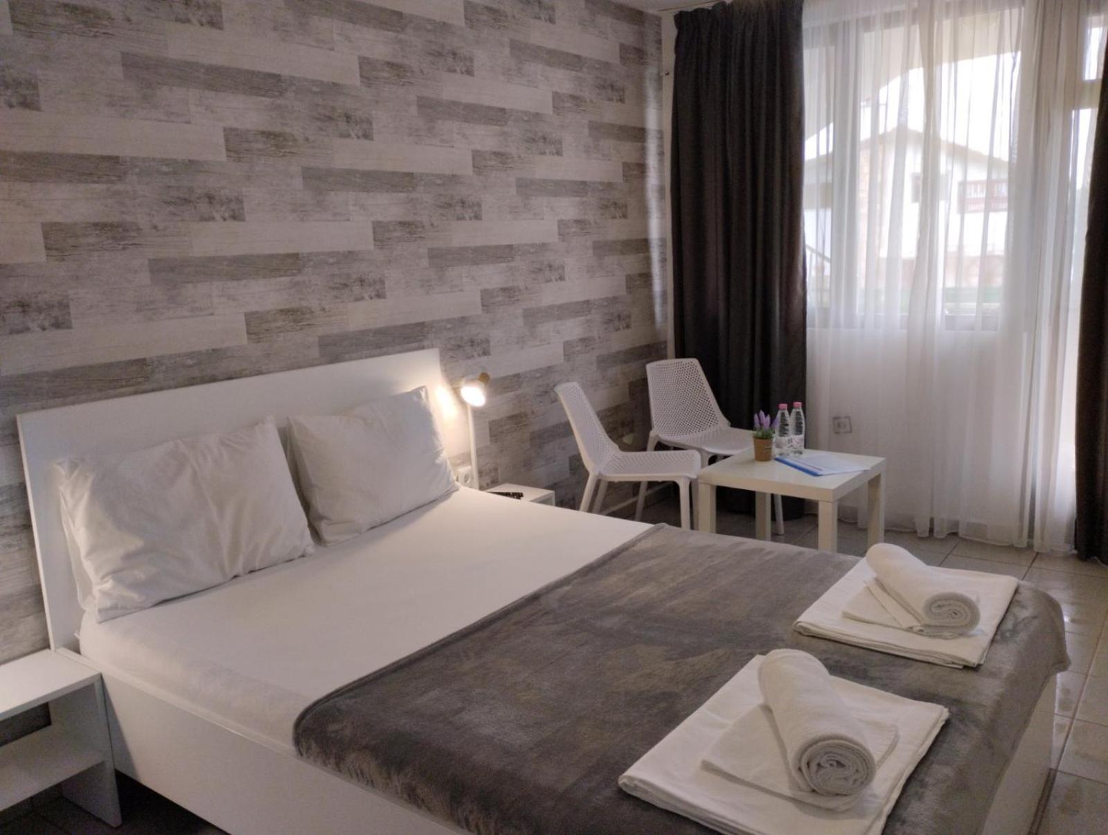 Simada Blue Guesthouse غولدن ساندز المظهر الخارجي الصورة