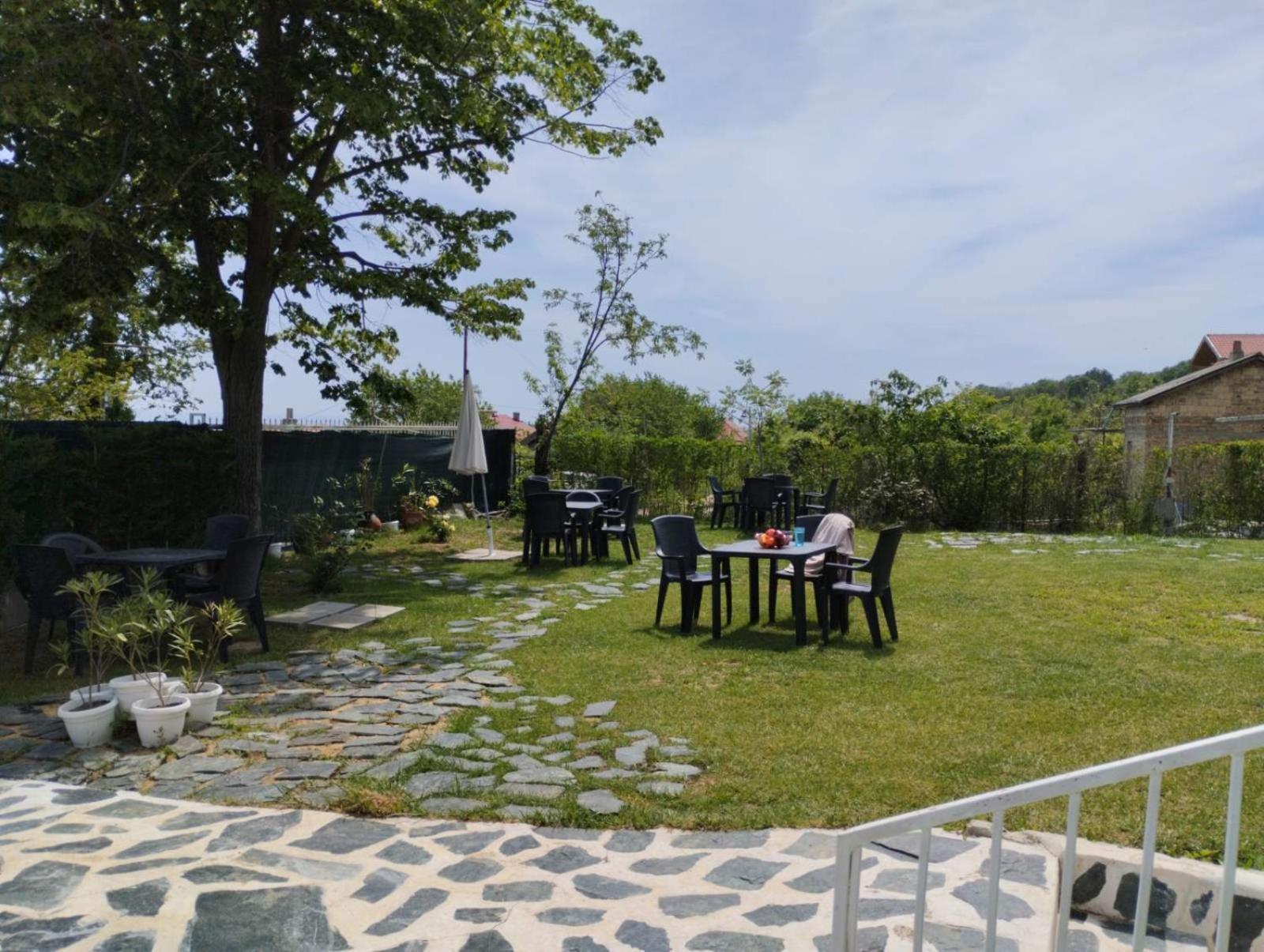 Simada Blue Guesthouse غولدن ساندز المظهر الخارجي الصورة