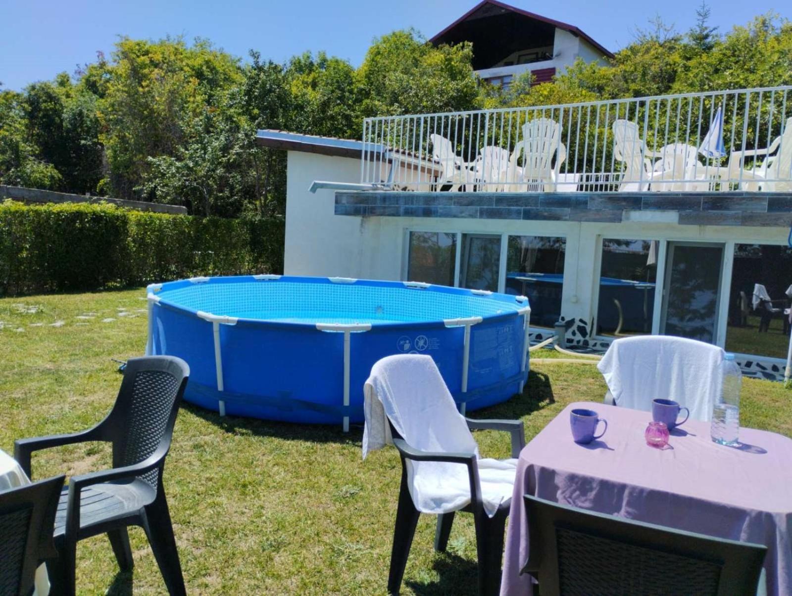 Simada Blue Guesthouse غولدن ساندز المظهر الخارجي الصورة